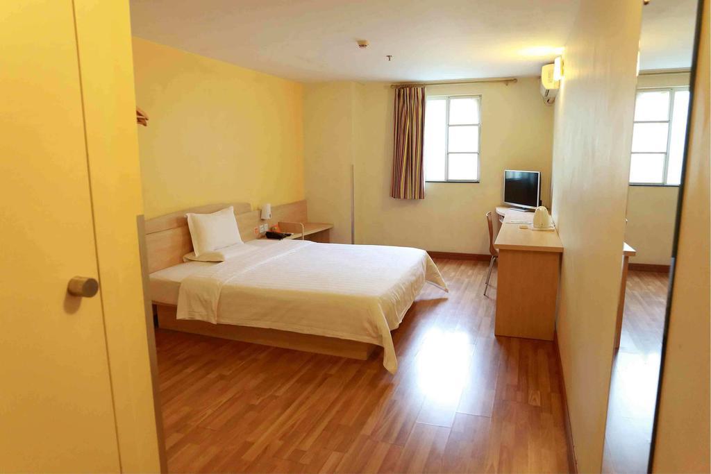 7Days Inn Dalian Gangwan Square Station Port المظهر الخارجي الصورة