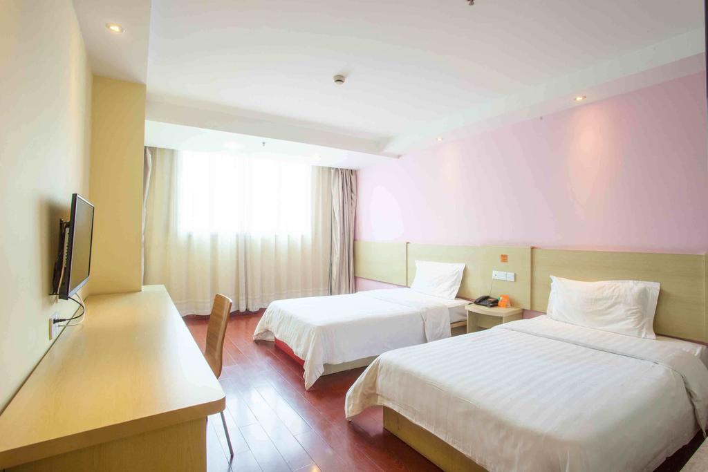 7Days Inn Dalian Gangwan Square Station Port الغرفة الصورة