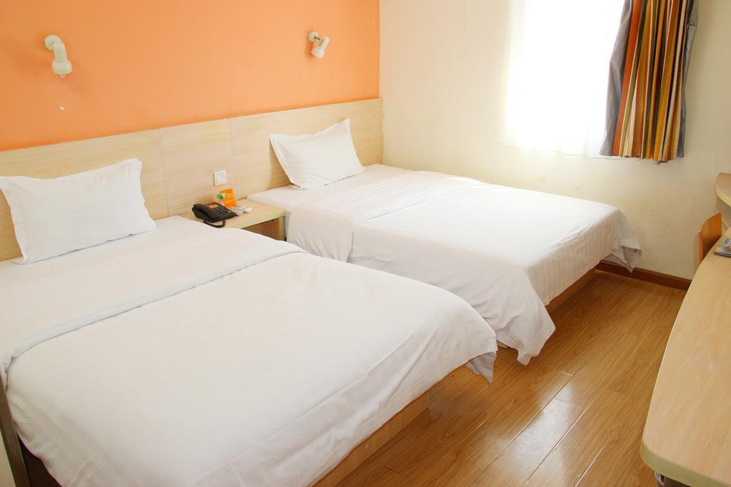 7Days Inn Dalian Gangwan Square Station Port المظهر الخارجي الصورة
