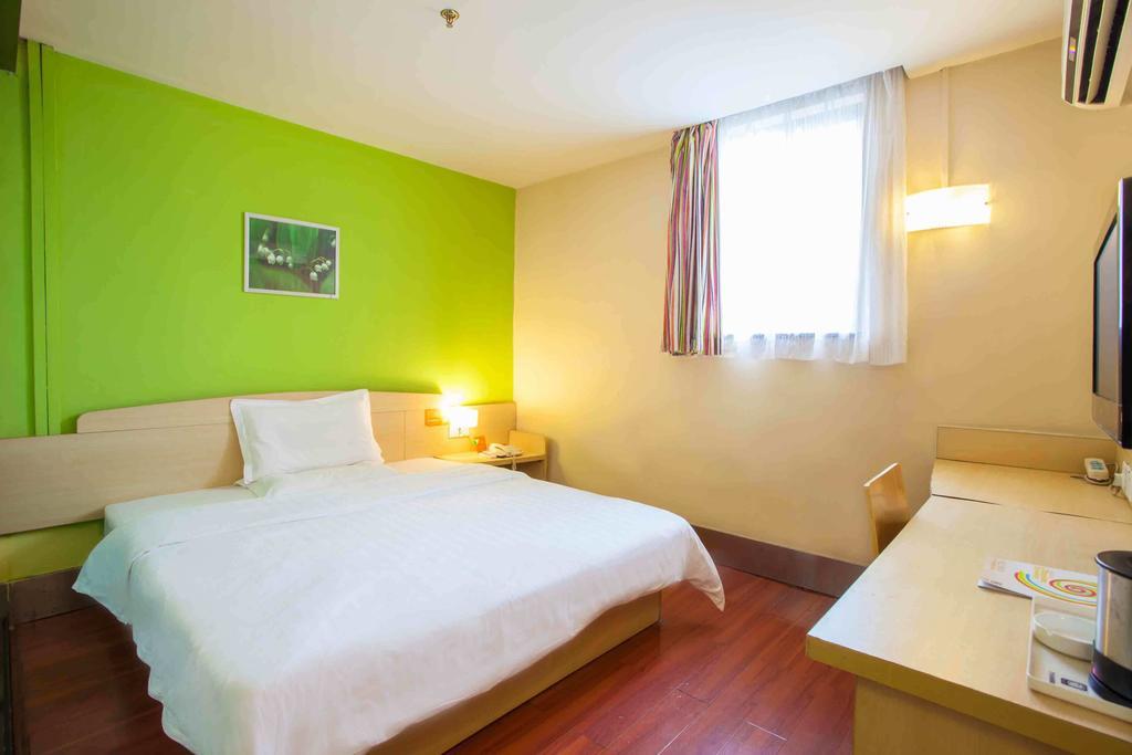 7Days Inn Dalian Gangwan Square Station Port الغرفة الصورة